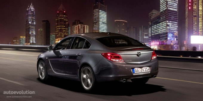 Opel Insignia photo 4