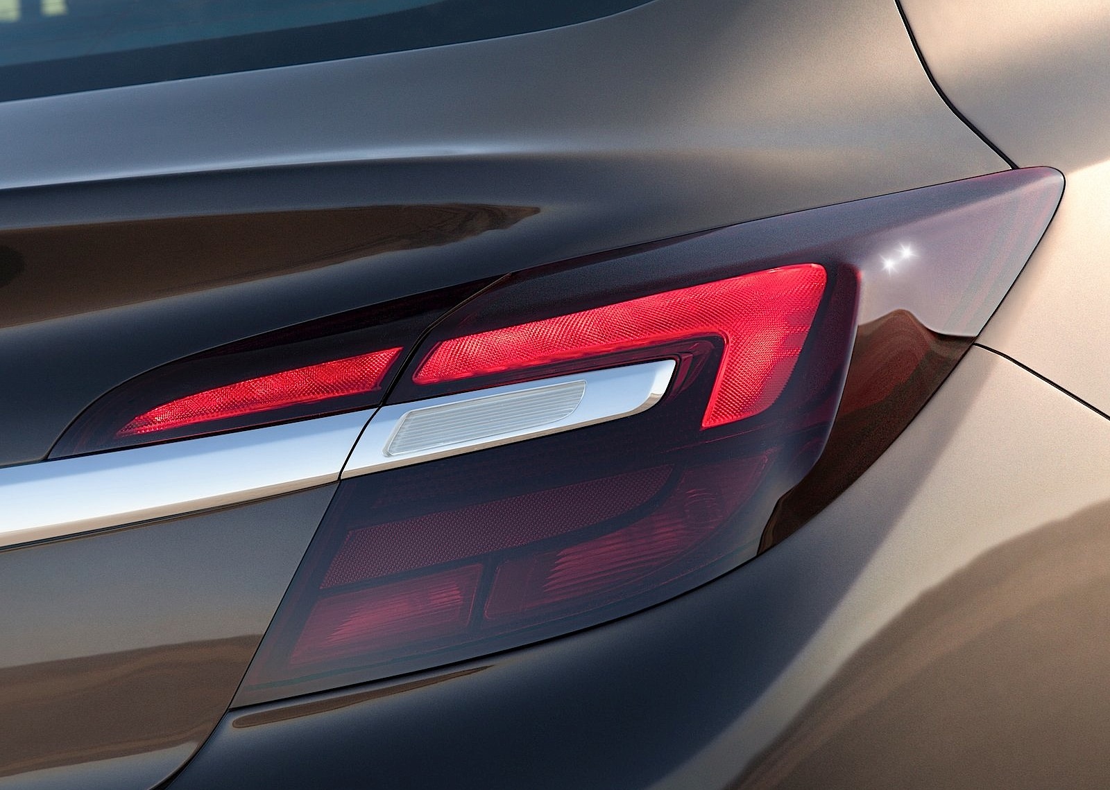 Opel Insignia photo 7