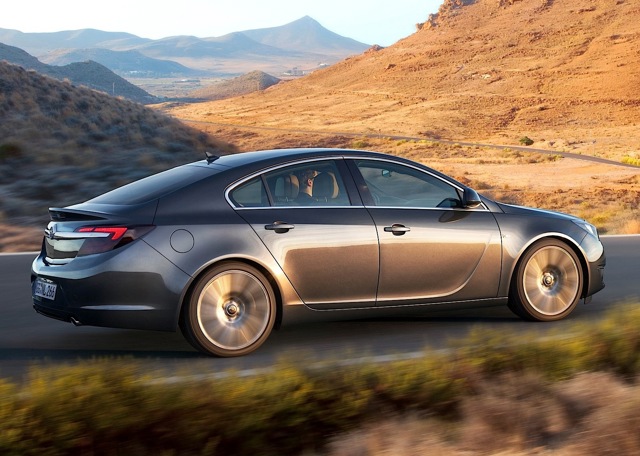 Opel Insignia photo 4