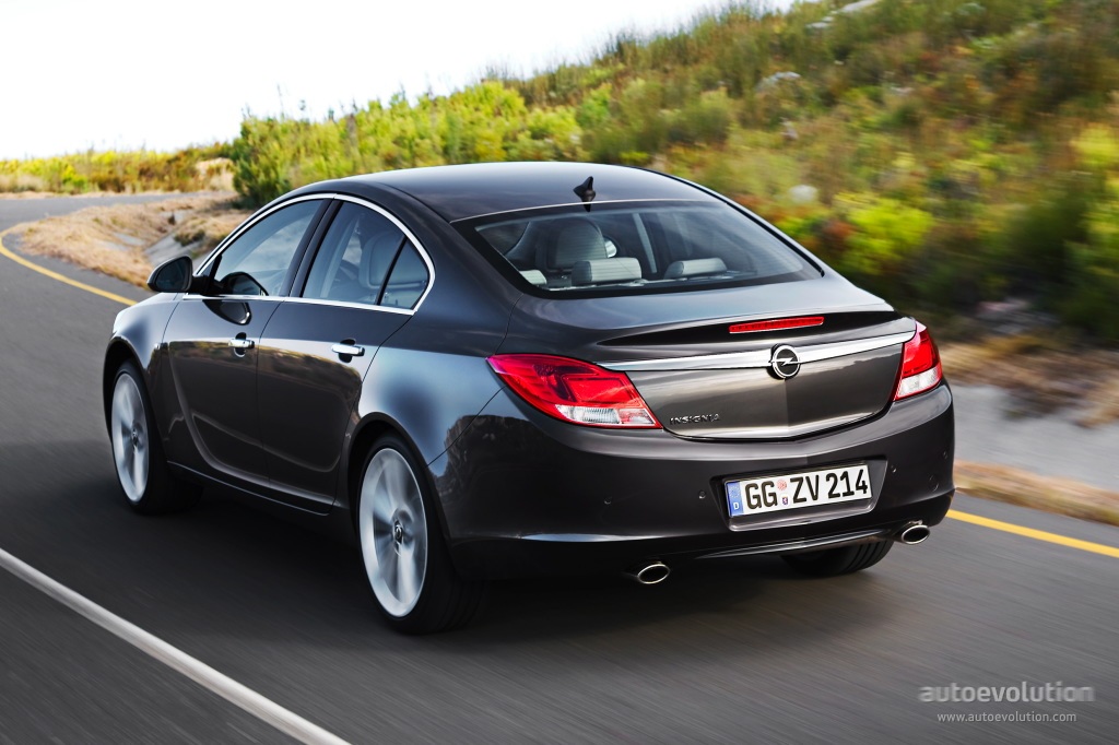 Opel Insignia photo 4