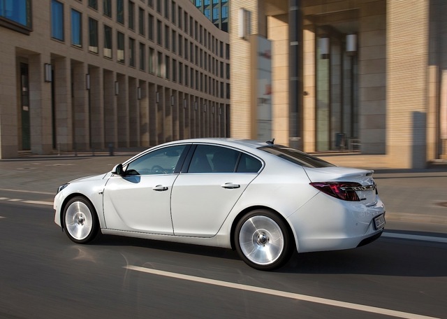 Opel Insignia photo 4