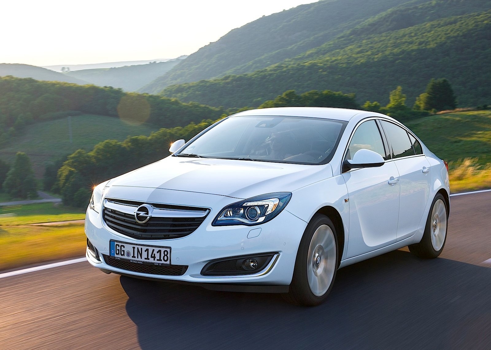 Opel Insignia photo 7