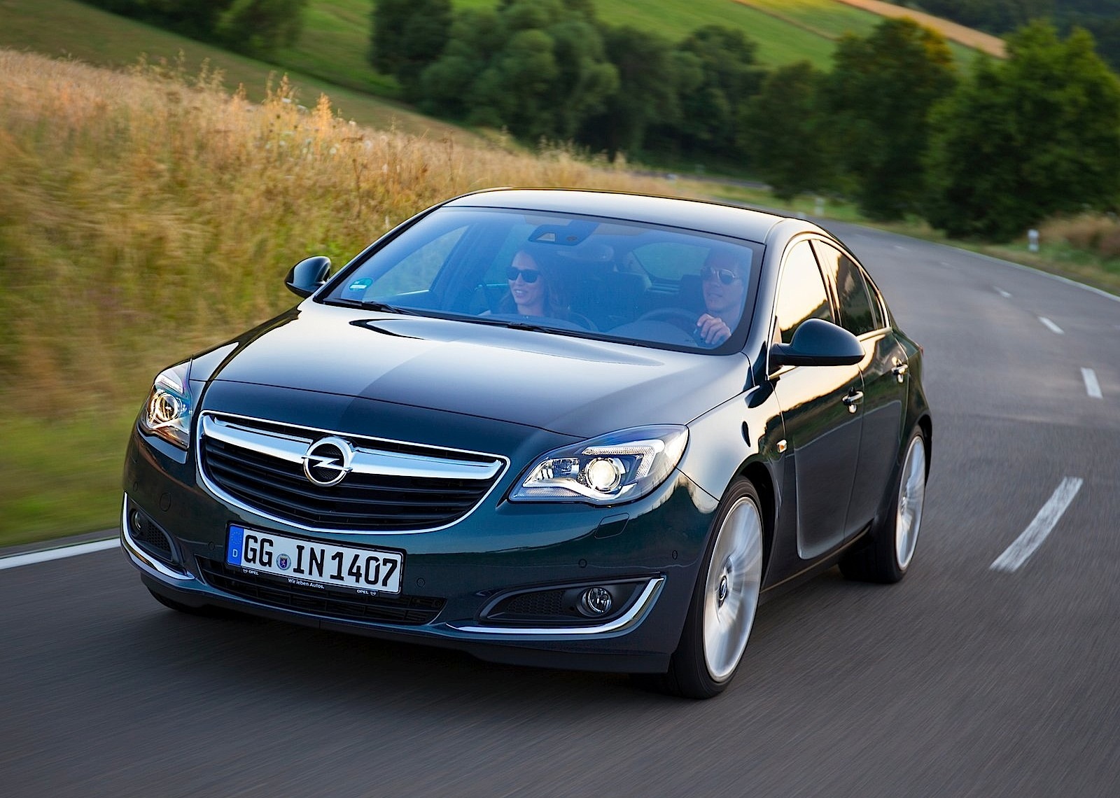Opel Insignia photo 8