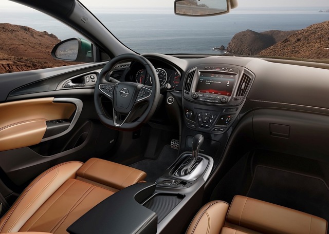Opel Insignia photo 16