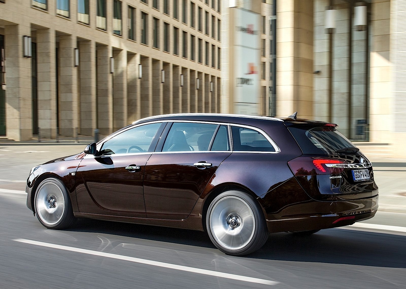 Opel Insignia photo 9