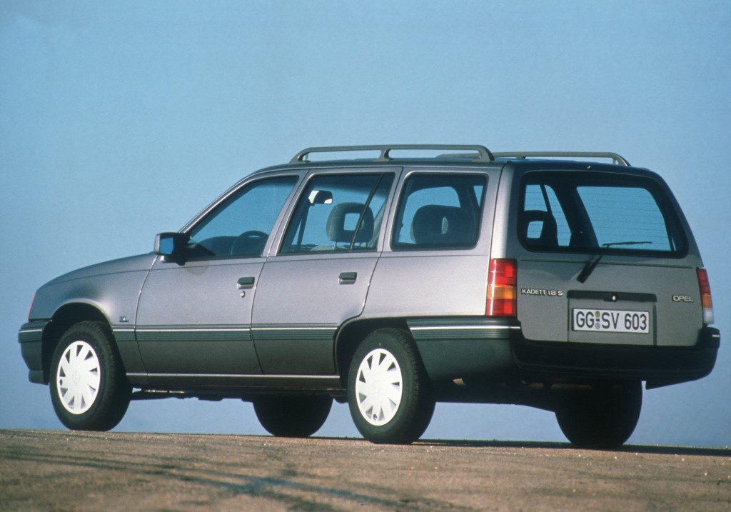 Opel Kadett Caravan photo 5
