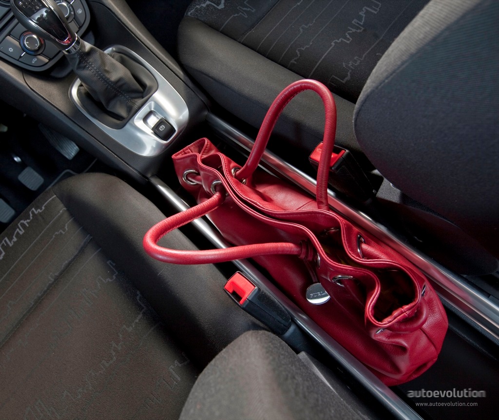 Opel Meriva photo 47