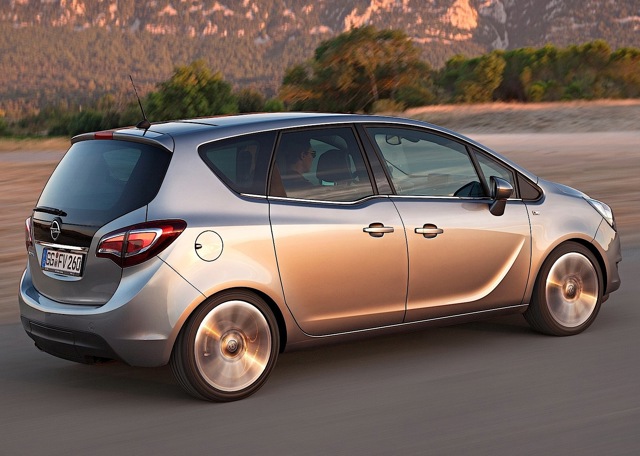 Opel Meriva photo 22
