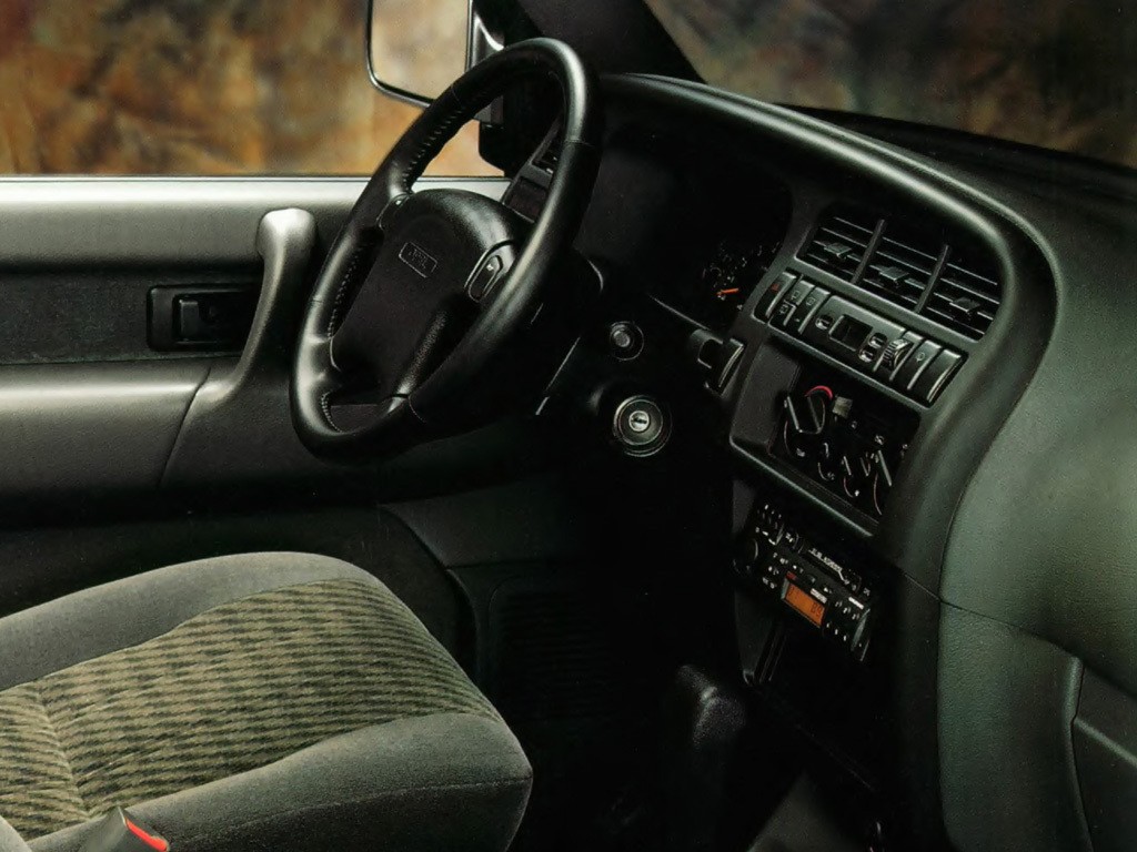 Opel Monterey photo 8