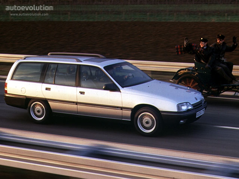 Opel Omega Caravan photo 3