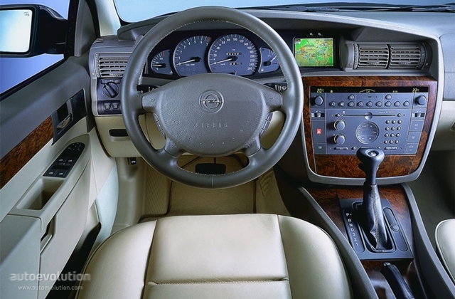 Opel Omega Caravan Foto 23