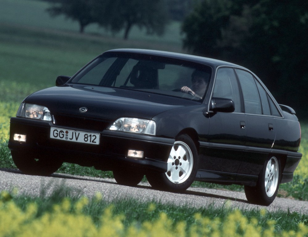 Opel Omega Sedan photo 26