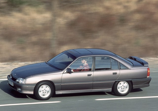 Opel Omega Sedan photo 28