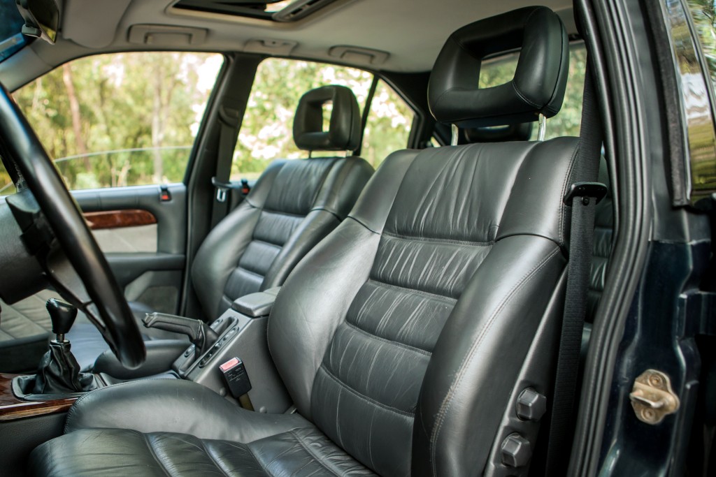 Opel Omega Sedan photo 30