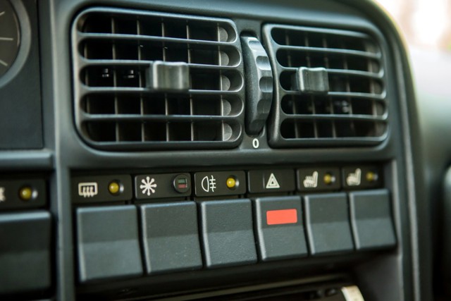 Opel Omega Sedan photo 32