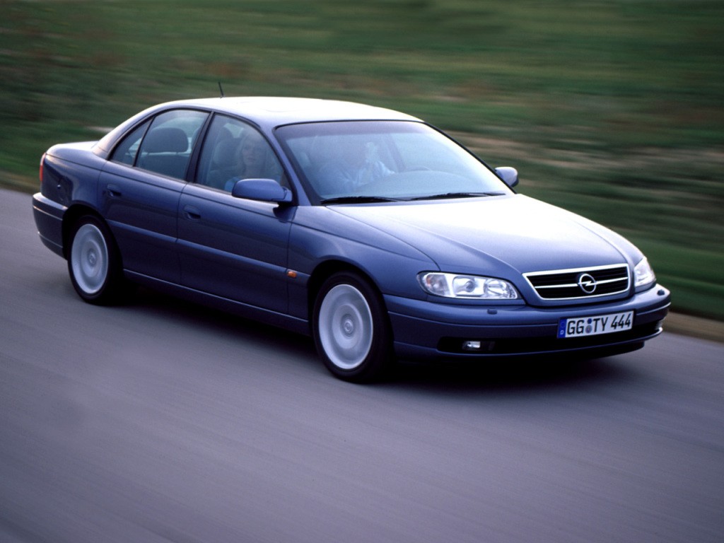 Opel Omega Sedan photo 10