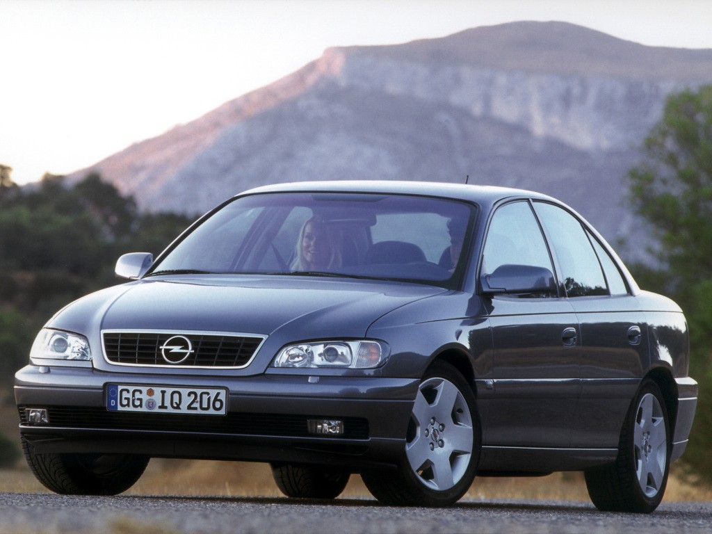 Opel Omega Sedan photo 15