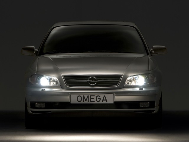 Opel Omega Sedan photo 6