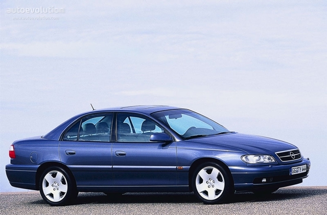 Opel Omega Sedan photo 2