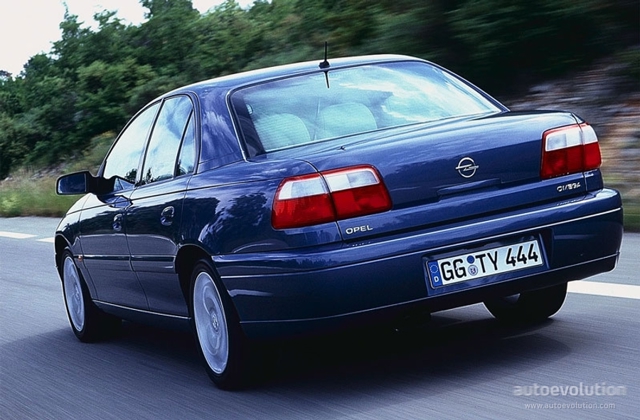 Opel Omega Sedan photo 4