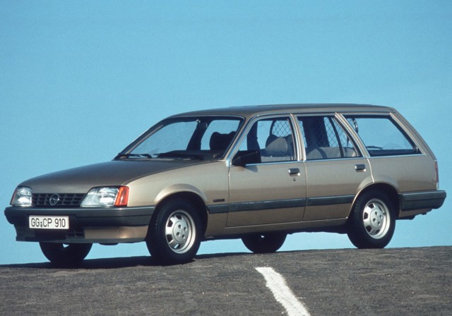 Opel Rekord Caravan Foto 3