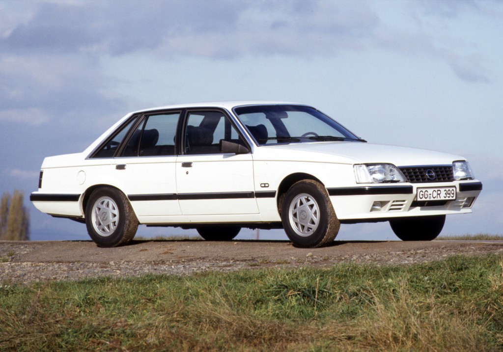 Opel Senator photo 7