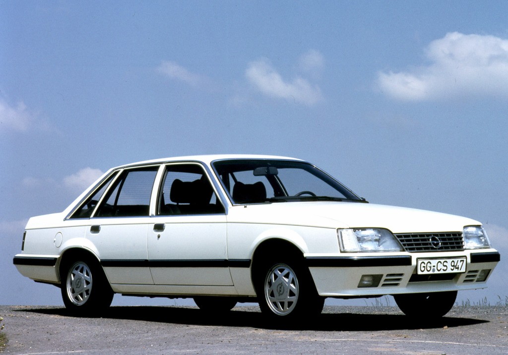 Opel Senator photo 8