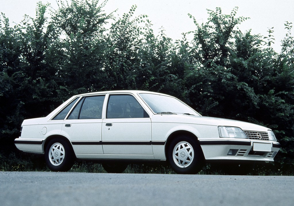Opel Senator photo 9