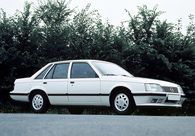 Opel Senator photo 9