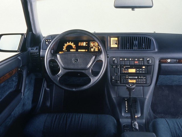 Opel Senator photo 17