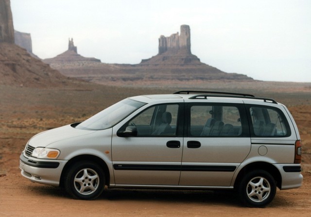 Opel Sintra photo 32