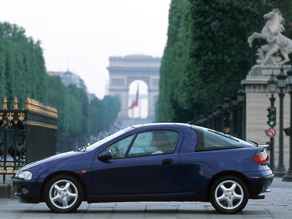 Opel Tigra photo 8