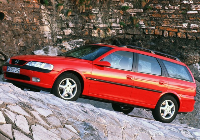 Opel Vectra Caravan photo 12