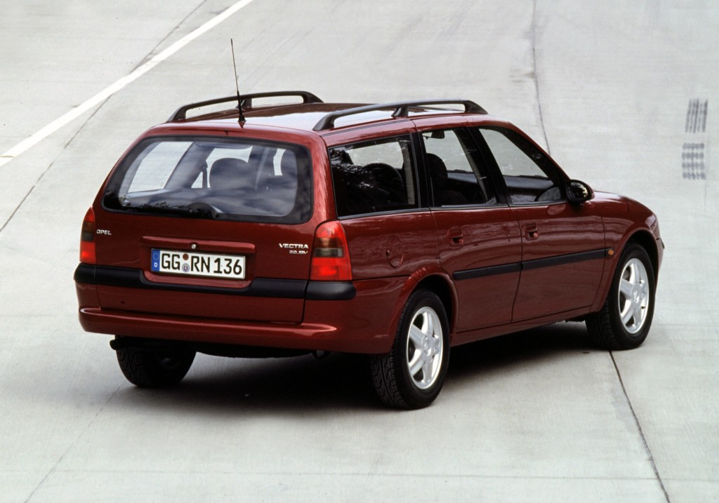 Opel Vectra Caravan photo 30