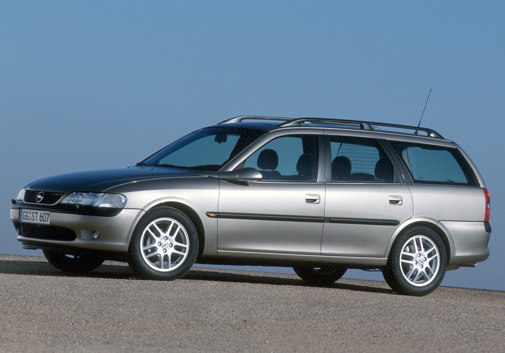 Opel Vectra Caravan photo 37