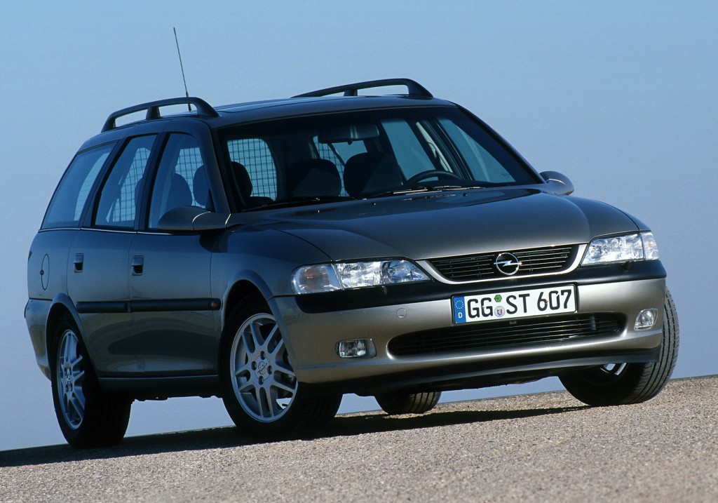 Opel Vectra Caravan photo 38