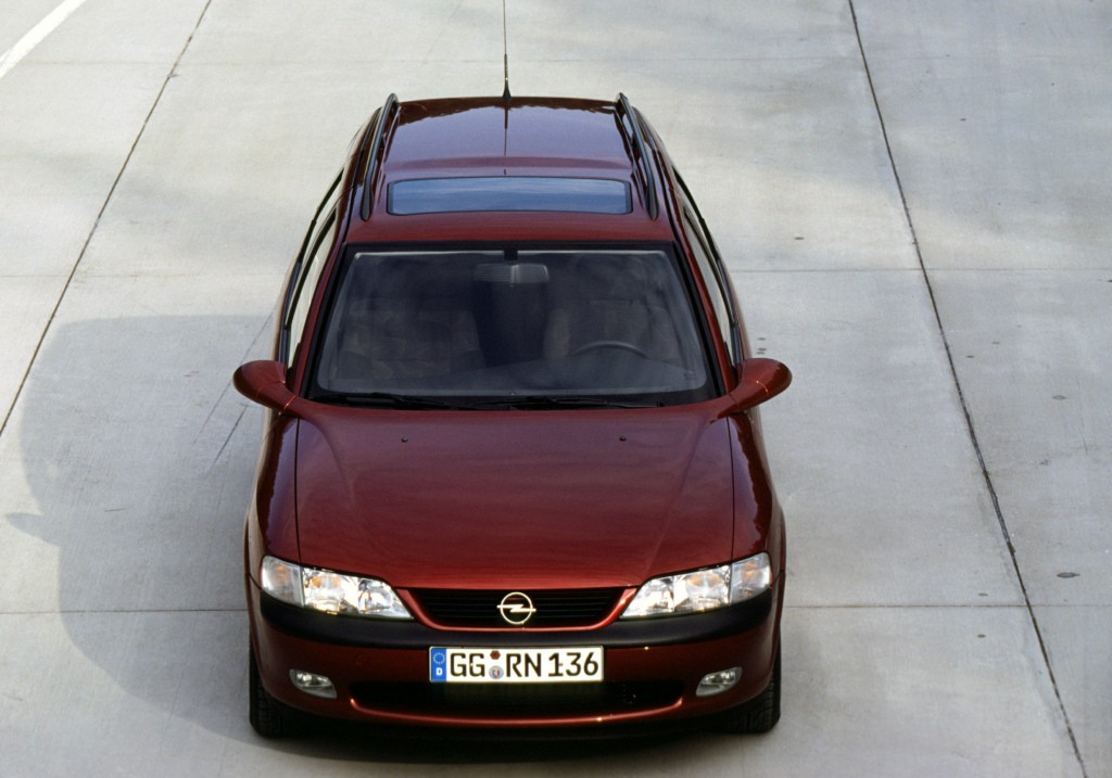 Opel Vectra Caravan photo 4