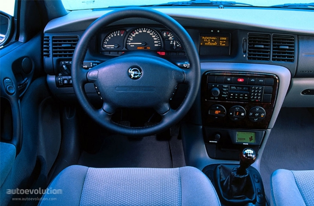 Opel Vectra Caravan Foto 7