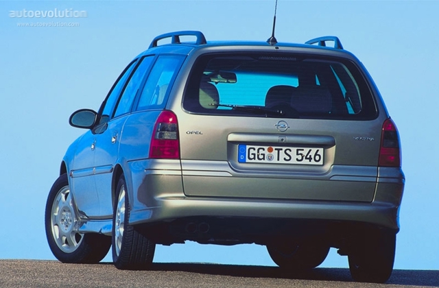 Opel Vectra Caravan Foto 2