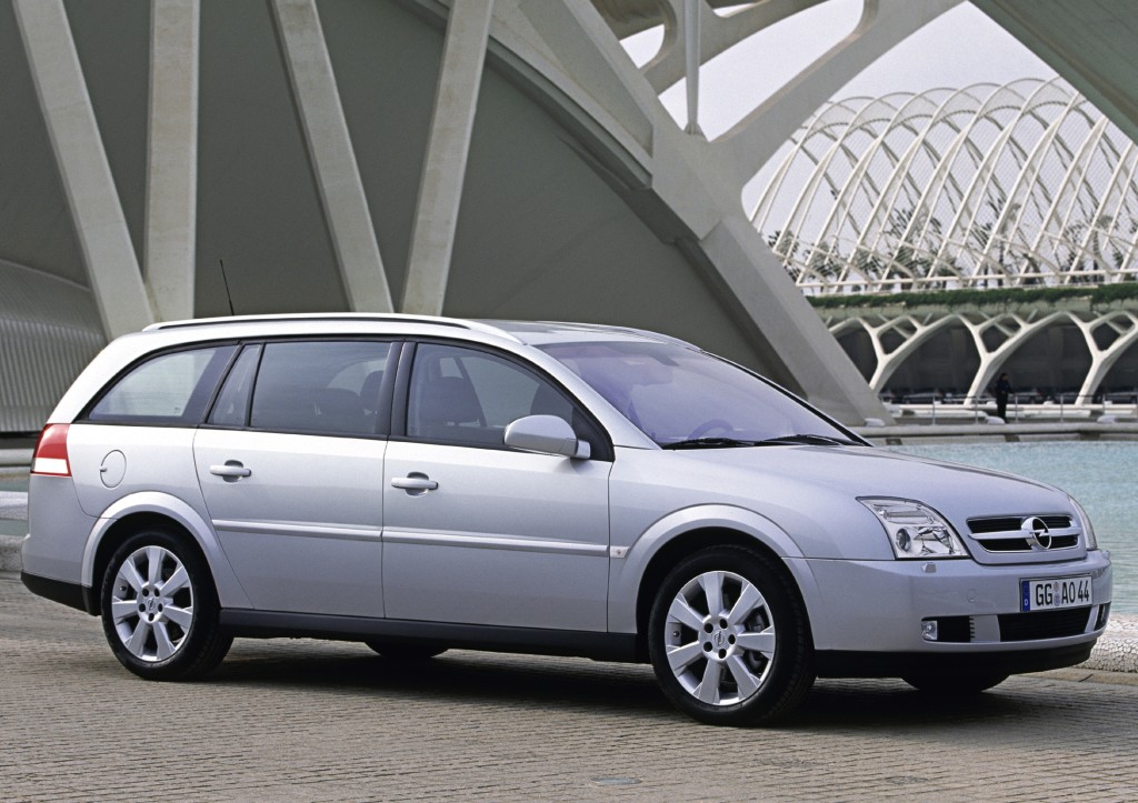 Opel Vectra Caravan photo 9