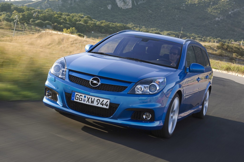 Opel Vectra Caravan photo 10