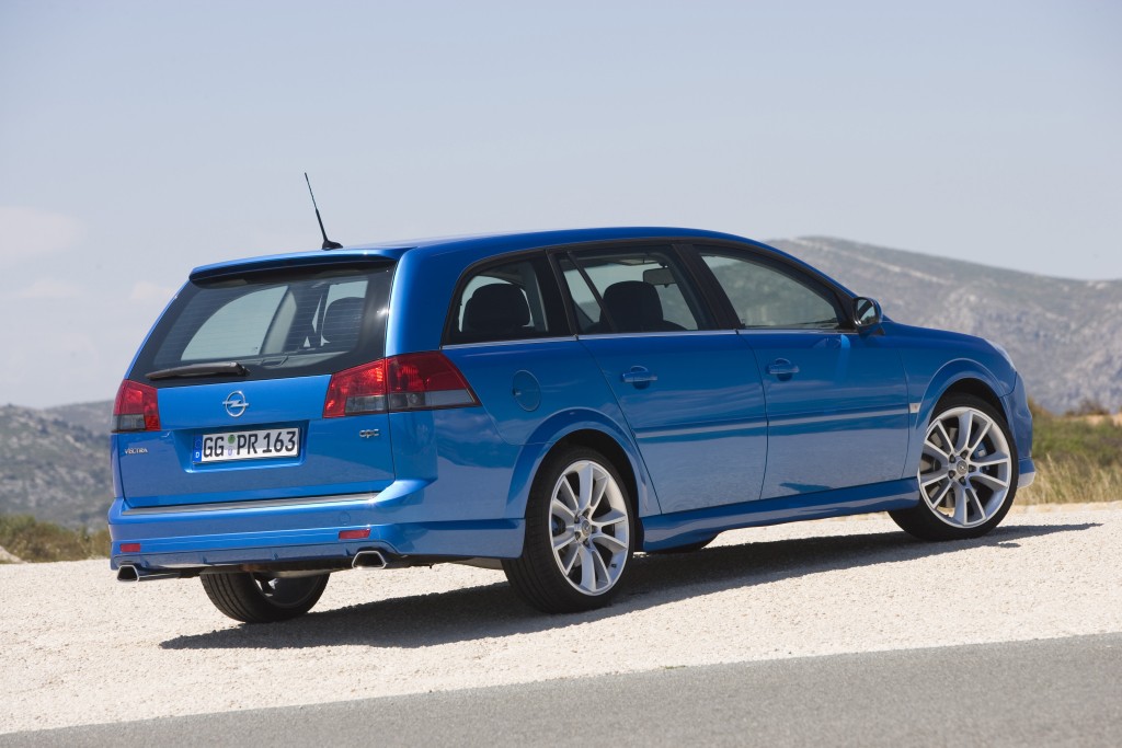 Opel Vectra Caravan photo 16