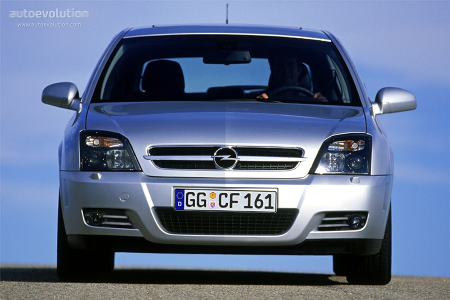 Opel Vectra Hatchback photo 5