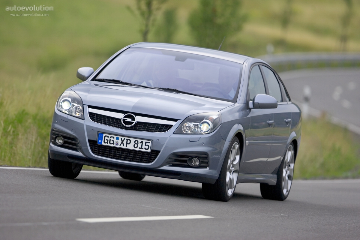 Opel Vectra Hatchback photo 4