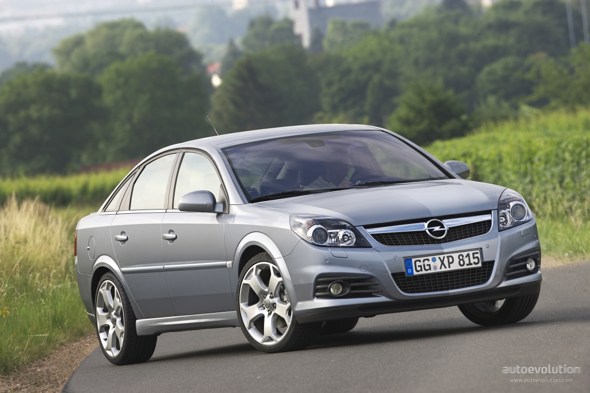 Opel Vectra Hatchback photo 5