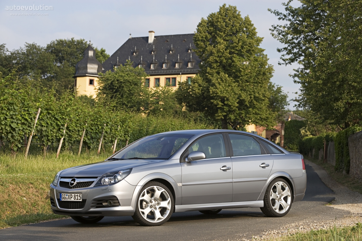 Opel Vectra Hatchback photo 7