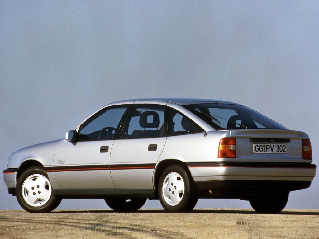 Opel Vectra Hatchback photo 13
