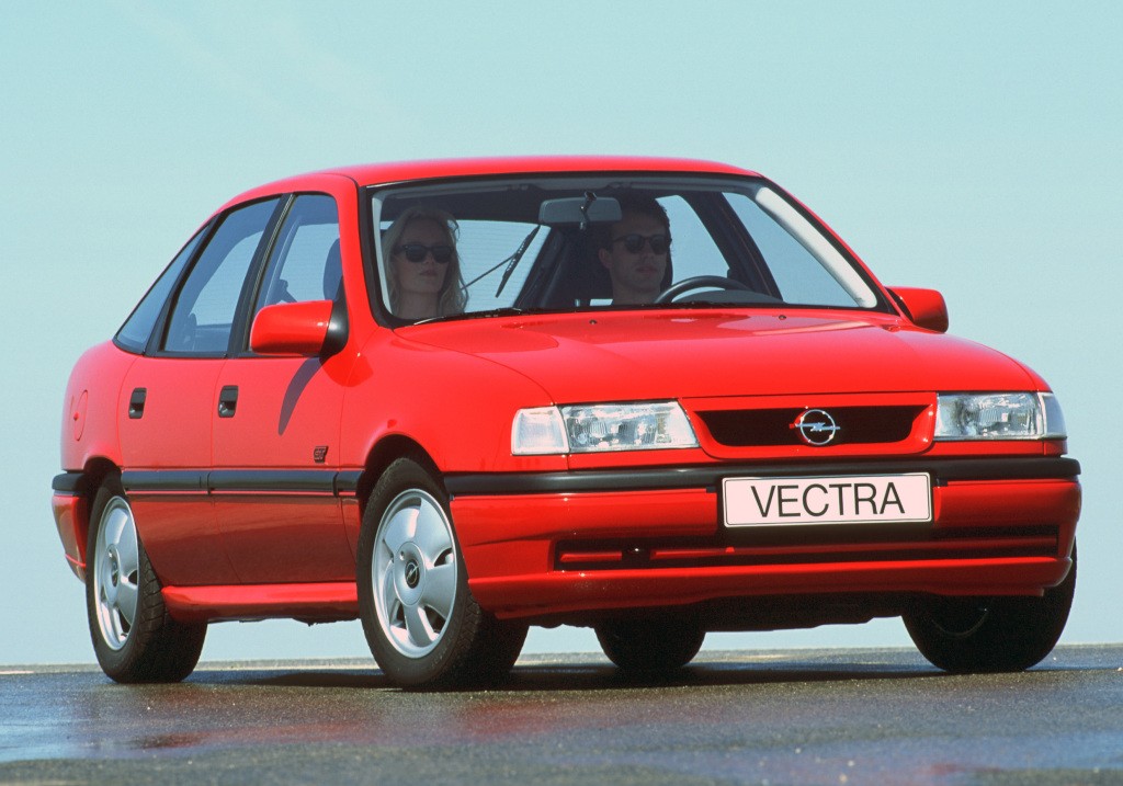 Opel Vectra Hatchback photo 12