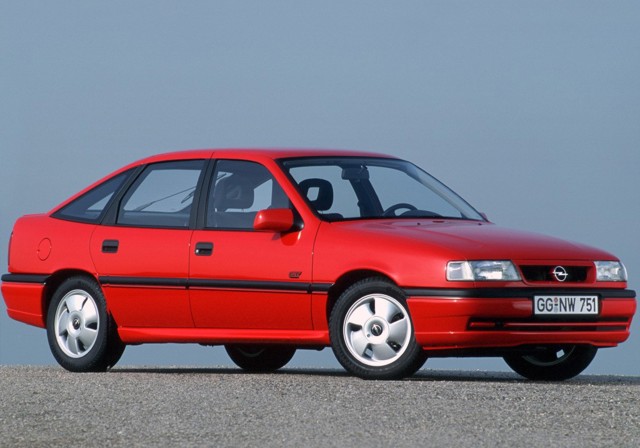 Opel Vectra Hatchback photo 14