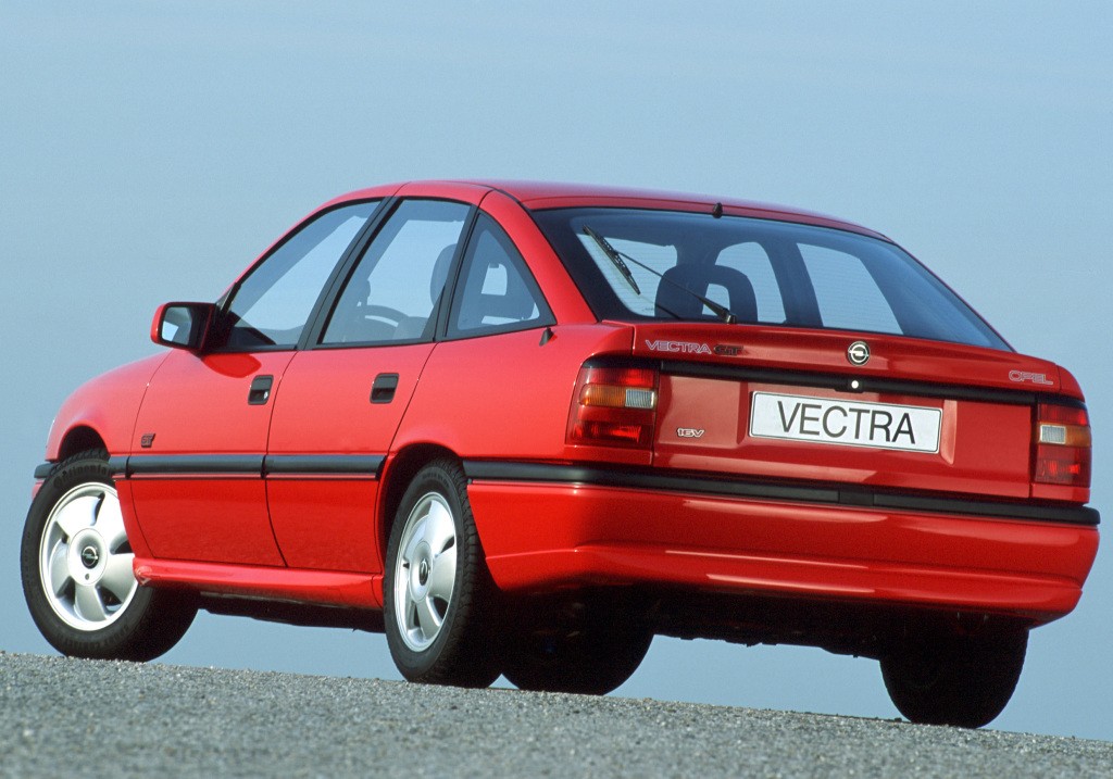 Opel Vectra Hatchback photo 17